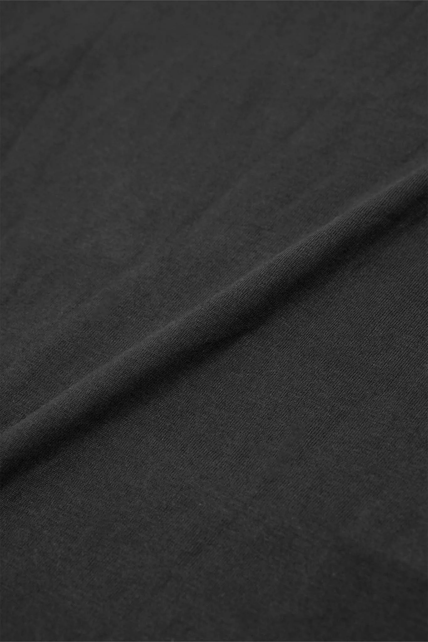 OVERSIZED TEE IN CHARCOAL GREY